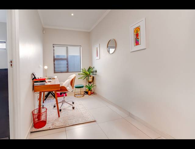 3 BEDROOM HOUSE FOR SALE IN BRYANSTON